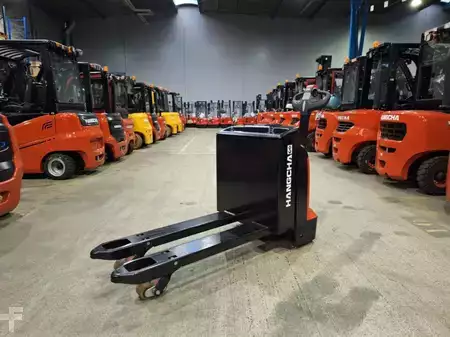 Transpaleta eléctrica 2026  HC (Hangcha) CBD20-AC2 (8)