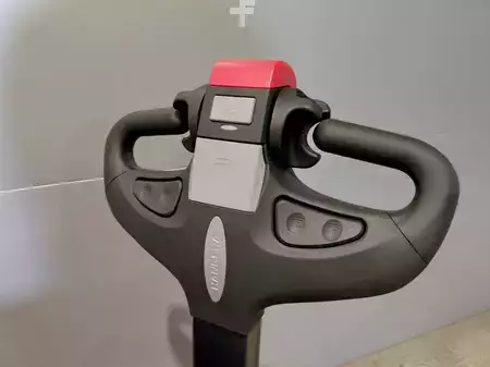 Transpaleta eléctrica 2026  HC (Hangcha) CBD20-AC2 (8)