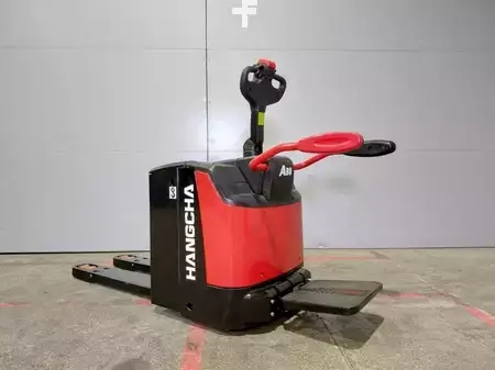 Apilador conductor incorporado 2026  HC (Hangcha) CBD30-AC2S (4)