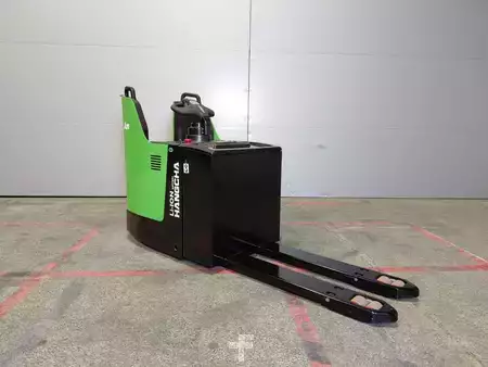 Apilador conductor incorporado 2026  HC (Hangcha) CBD20-AC2S-iSU (3)