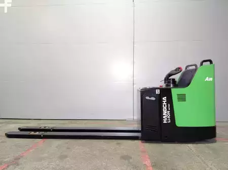 Apilador conductor incorporado 2026  HC (Hangcha) CBD20-AC2S-iSU (1)