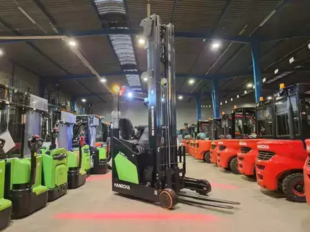 Työntömastotrukki 2026  HC (Hangcha) CQD18-XC5D-SI (2)