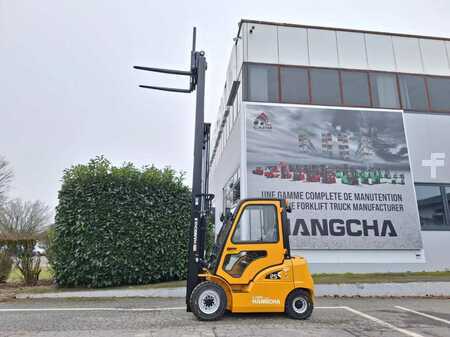 Sähkö - 4 pyör 2024  HC (Hangcha) XE25i (CPD25-XEY2-SI) (14)