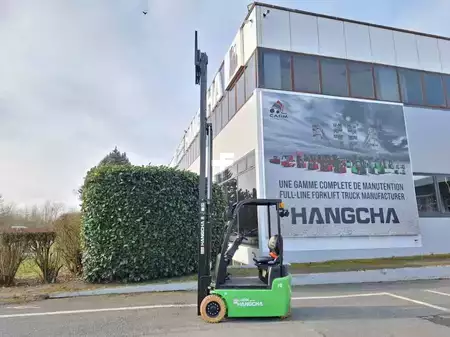 Carrelli elettrici 3 ruote 2026  HC (Hangcha) X3W10-I (CPDS10-XD4-I) (9)