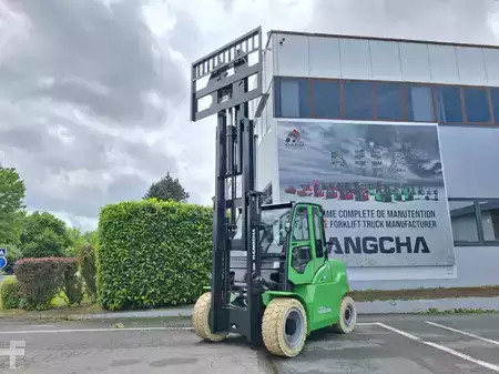 Carrelli elettrici 4 ruote 2026  HC (Hangcha) XC70i (CPD70-XCY2-SI) (7)