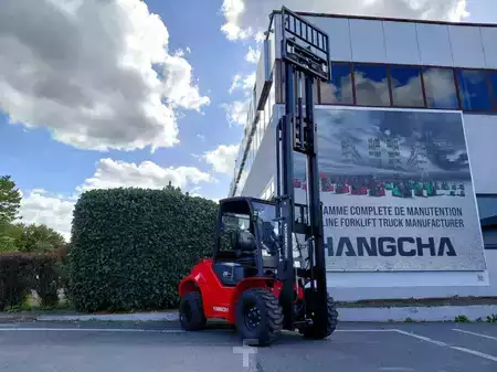 Terrenggående gaffeltruck 2026  HC (Hangcha) TT25-2 (CPCD25-X2W98E-RT2) (8)