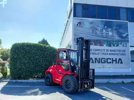 Terrenggående gaffeltruck 2026  HC (Hangcha) TT35-4 (CPCD35-XW33C-RT4) (4)