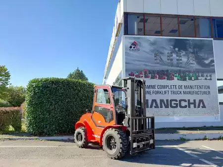 Terrenggående gaffeltruck 2026  HC (Hangcha) TT30-4 (1)