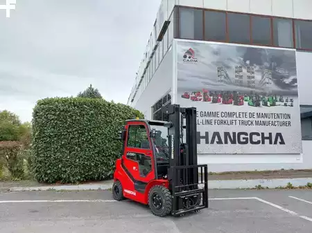 Diesel truck 2026  HC (Hangcha) XF25D-2 (CPCD25-X2H7F1) (3)