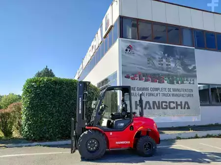 Terepjáró targonca 2026  HC (Hangcha) TT30-2 (CPCD30-X2W98E-RT2) (15)