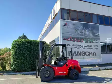 Terepjáró targonca 2026  HC (Hangcha) TT30-2 (CPCD30-X2W98E-RT2) (18)