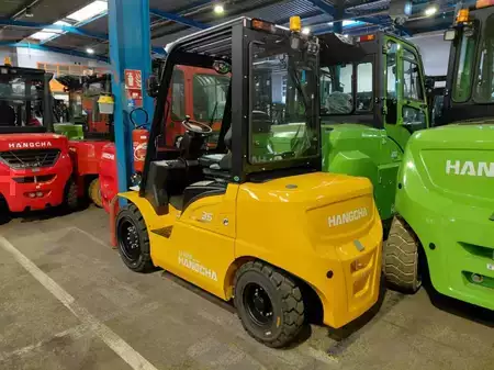 Sähkö - 4 pyör 2026  HC (Hangcha) XE35i (CPD35-XEY2HA-SI) (13)