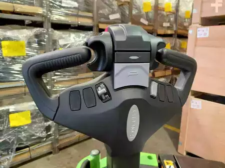 Apilador conductor incorporado 2026  HC (Hangcha) CDD16-XT1S-SiL (9)