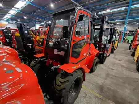 Навантажувачі підвищеної прохідності 2026  HC (Hangcha) TT35-2 (CPCD35-X2W98E-RT2) (10)