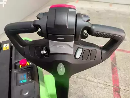 Magasemelésű béka 2026  HC (Hangcha) CDD16-XT1-SIL (10)