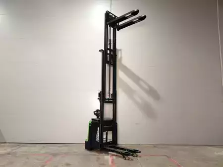 Magasemelésű béka 2026  HC (Hangcha) CDD16-XT1-SIL (6)