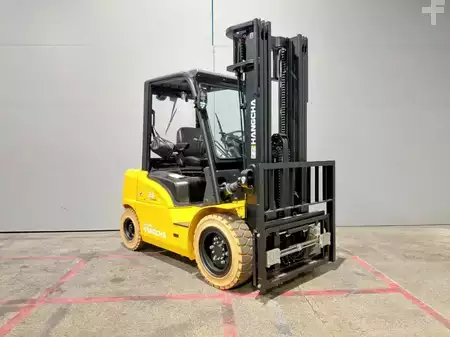 Sähkö - 4 pyör 2026  HC (Hangcha) XE35i (CPD35-XEY2HA-SI) (2)