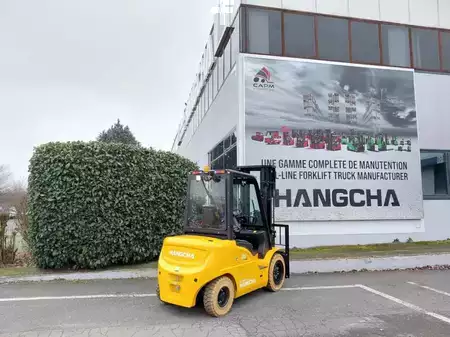 Sähkö - 4 pyör 2026  HC (Hangcha) XE35i (CPD35-XEY2HA-SI) (8)