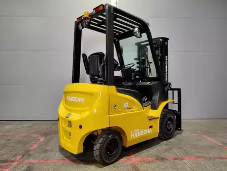 Eléctrica de 4 ruedas 2026  HC (Hangcha) XE18i (2)