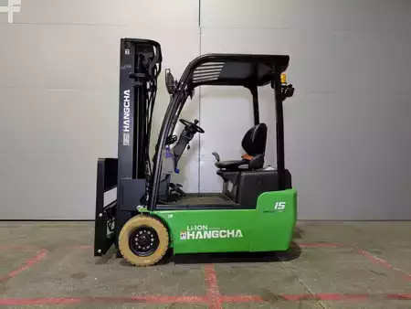 Sähkö - 3 pyör 2026  HC (Hangcha) X3W15i (CPDS15-XD4-SI) (1)