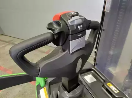 Apilador conductor incorporado 2026  HC (Hangcha) CDD16-XT1S-SI (10)