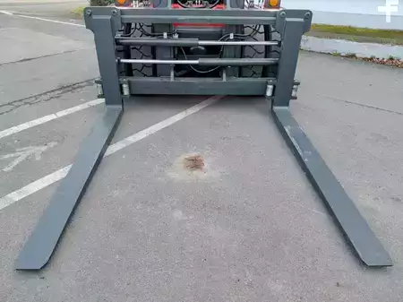 Dieselstapler 2026  Kalmar DCG160-12T (7)