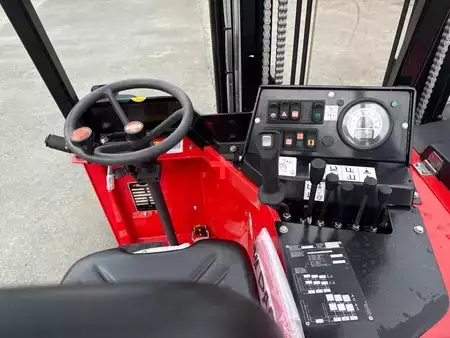 Dieselový VZV 2023  Manitou TMM25 4W (8)