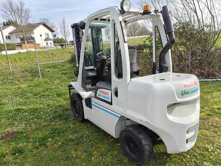 Diesel Forklifts 2014  Unicarriers YG1D2A30Q (4)