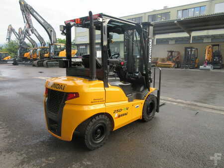 Dieselstapler 2023  Hyundai D25B-9V (5)