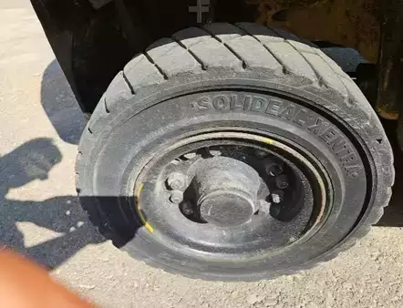 Diesel truck 1995  TCM FD35Z7 (6)