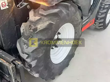Rough Terrain Forklifts 2020  Manitou MC 25-4 (13)