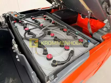 Electric - 4 wheels 2021  Linde E 15-02 (12)