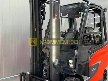 Elektro čtyřkolový VZV 2024  Linde E 25 H-01-600 (14)