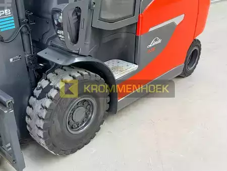 Elektro čtyřkolový VZV 2024  Linde E 25 H-01-600 (19)