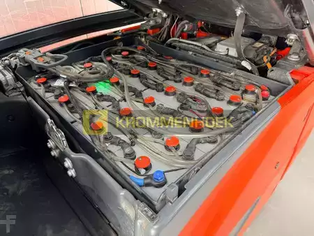 Elektro čtyřkolový VZV 2023  Linde E 18 PH (13)