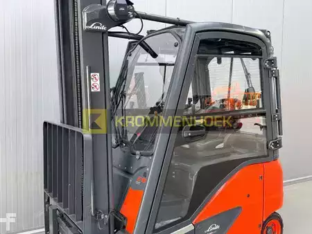 Elektro čtyřkolový VZV 2023  Linde E 18 PH (16)