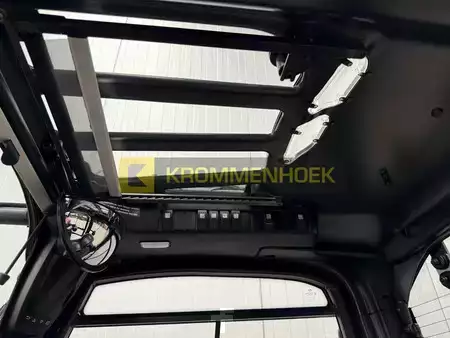Elektro čtyřkolový VZV 2023  Linde E 18 PH (11)