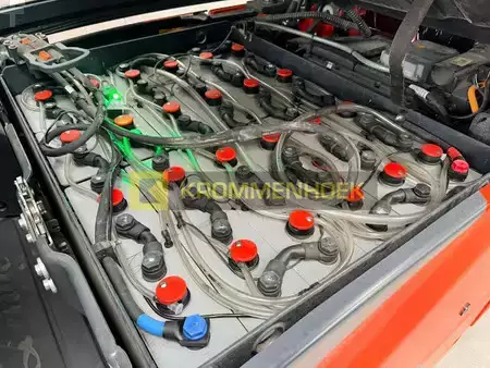 Elektro čtyřkolový VZV 2023  Linde E 18 PH (13)