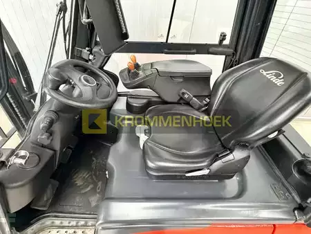 Elektro čtyřkolový VZV 2023  Linde E 18 PH (9)