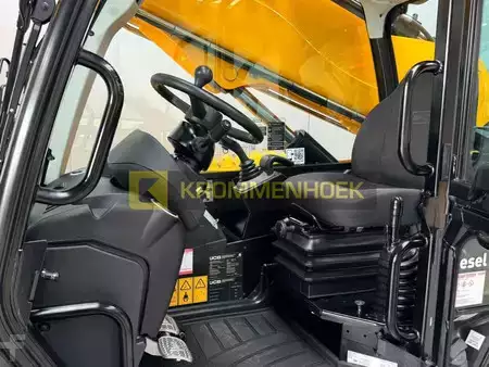 Empilhador telescópico-Fixo 2023  JCB 535-125 HiViz (9)