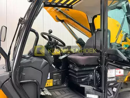 Telescopic forklift rigid 2023  JCB 535-125 HiViz (8)