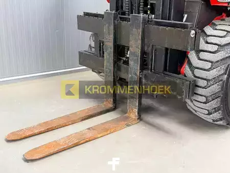 Terrängtruck 2015  Manitou M 50-4 (11)