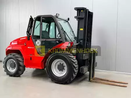 Terrängtruck 2015  Manitou M 50-4 (4)