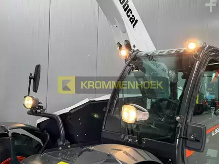 Verreikers (vast) 2021  Bobcat TL 2660 (16)