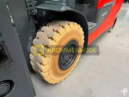Elektromos 4 kerekű 2024  Linde E 30 L (17)