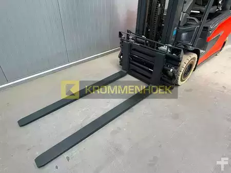 Elektromos 4 kerekű 2024  Linde E 25 L (11)