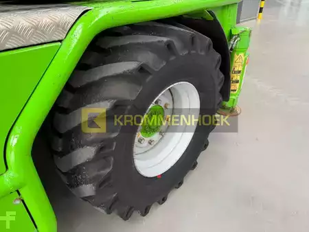 Chariots téléscopiques fixes 2017  Merlo Roto 45.21 MCSS (16)