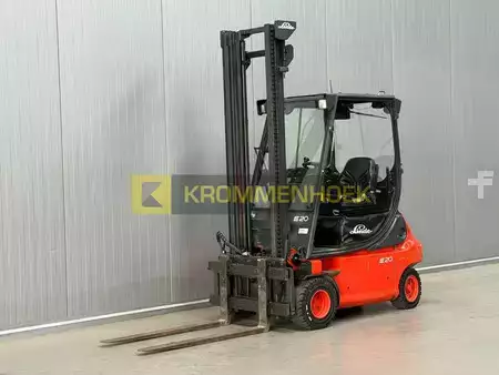 Elektro čtyřkolový VZV 2003  Linde E 20 P-02 (2)