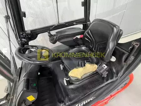 Elektro čtyřkolový VZV 2003  Linde E 20 P-02 (8)