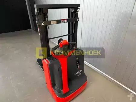 Ruční vysokozdvižný vozík 2008  Linde L 12 (9)